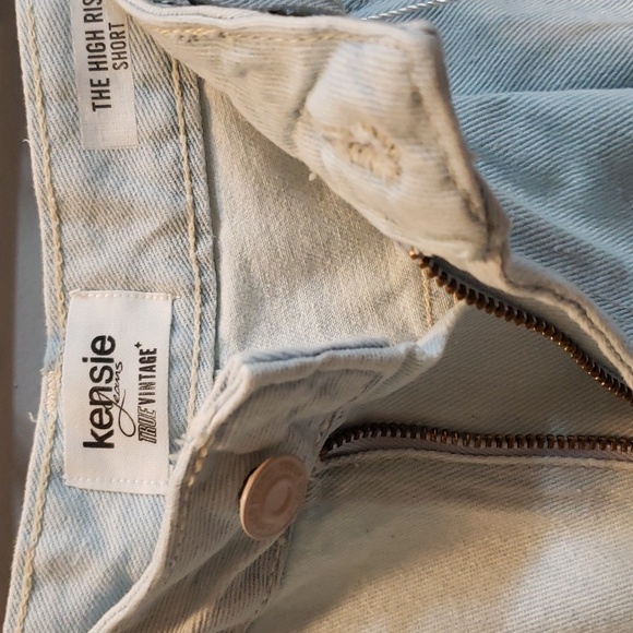 Kensie Jeans NWT True Vintage "The High Rise" Denim Short 4/27 - Picture 4 of 6